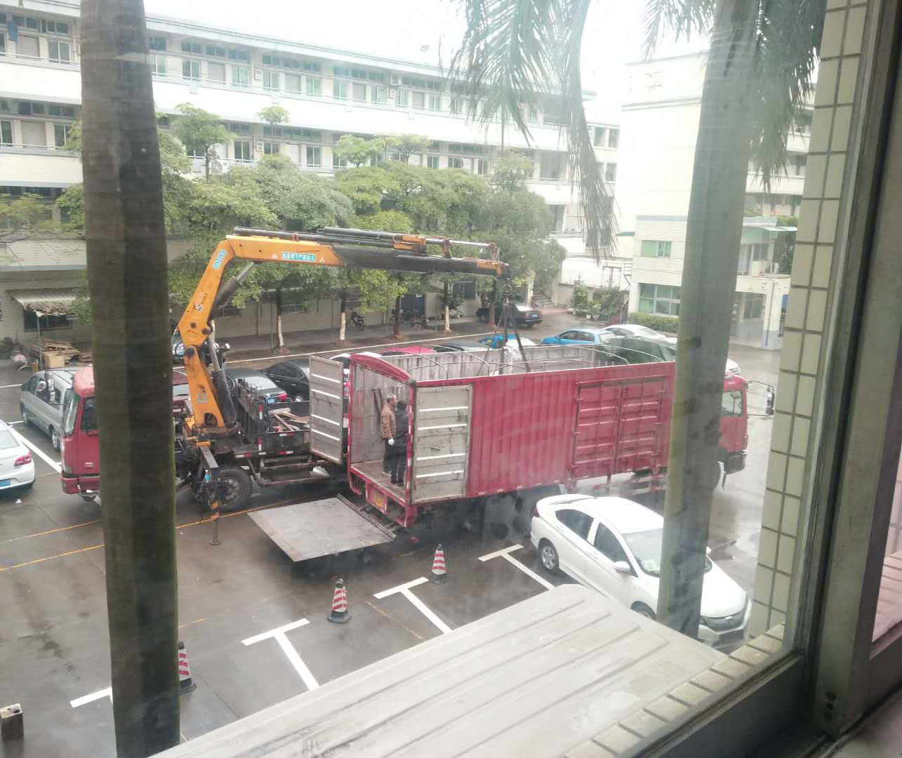 善安年前大批出货，善安人永远奋战一线。